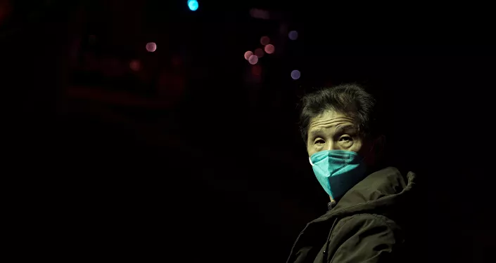 Un chino en la mascarilla Un chino en la mascarilla